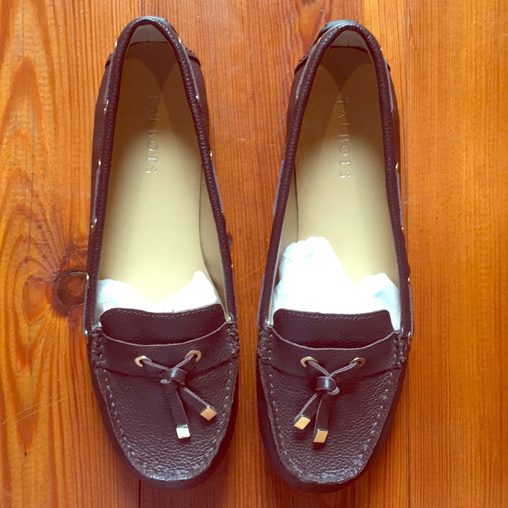 Talbots Size 9 Loafers New in Box!  Walnut Brown